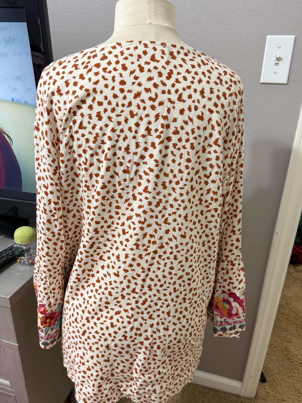Savanna Jane 1X Embroidered Leopard Boho Tunic Top - Picture 2 of 5